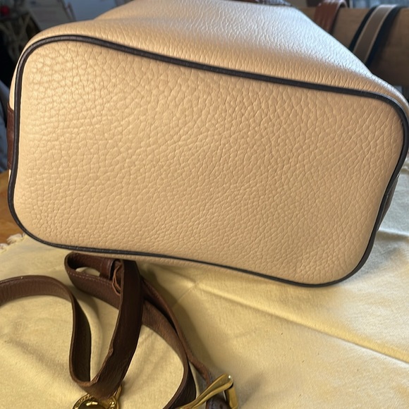 Dooney and Bourke Vintage Teton bag- Exquisite! Bone, Navy and Brown - Picture 5 of 17
